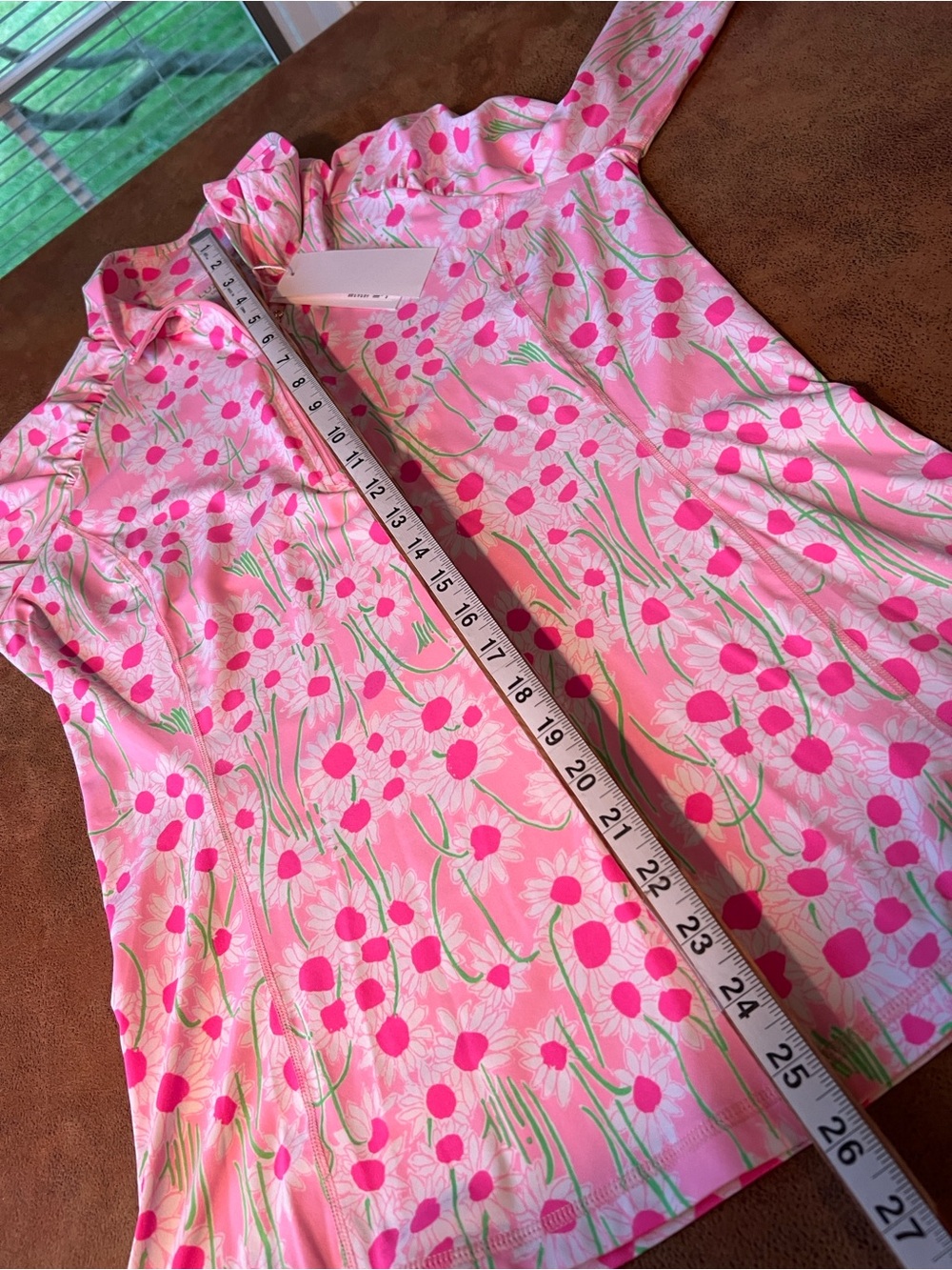Lilly Pulitzer Luxletic Justine 1/2 Zip UPF 50 in conch shell pink sunny daisies - Picture 10 of 10